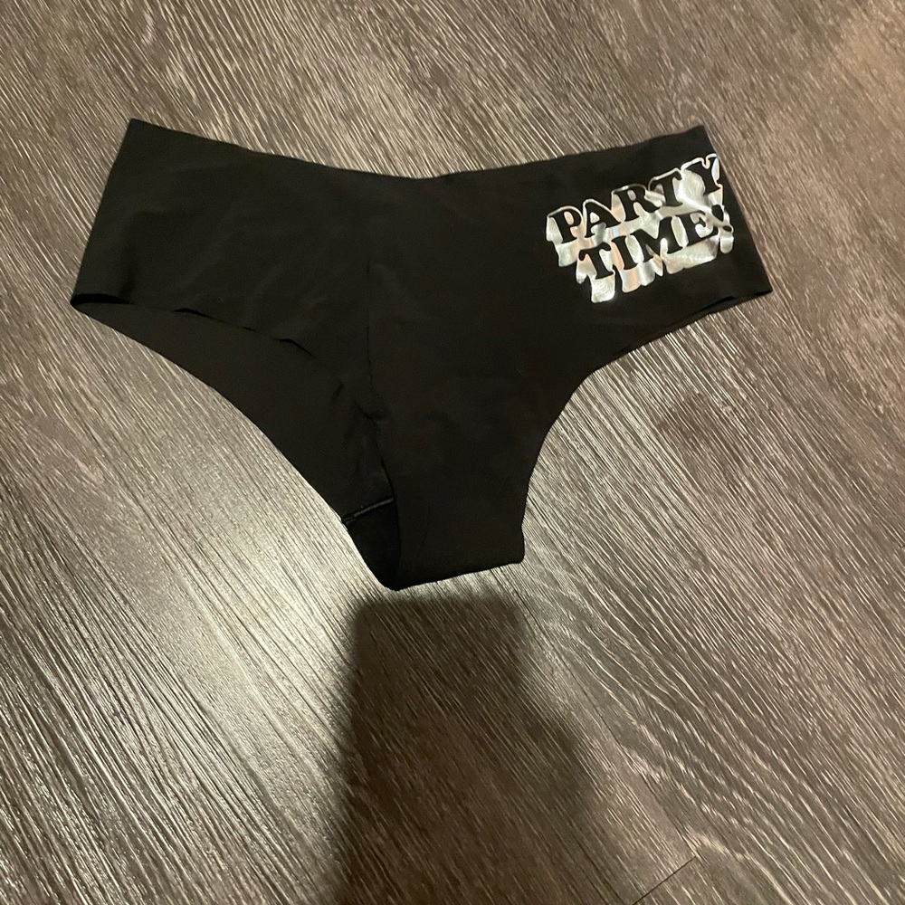 NWOT Victoria’s Secret bottoms
